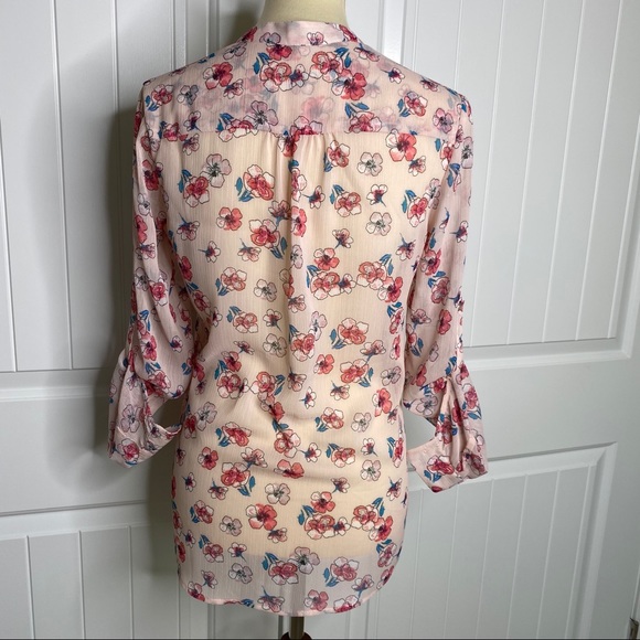 5/$25! Kut from the Kloth floral jasmine blouse size XS - Picture 3 of 4
